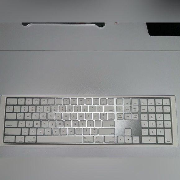 Apple Magic Keyboard with Numeric Keypad